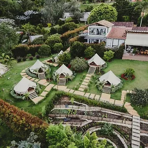 3* Luxe tent Teva Glamping & Retreat